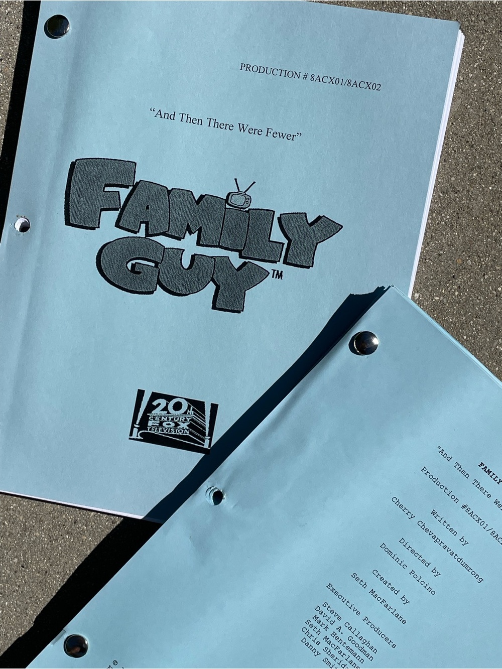 Family Guy 2009 SET Production Used Scripts & Then There Were Fewer 1HR SPECIAL!